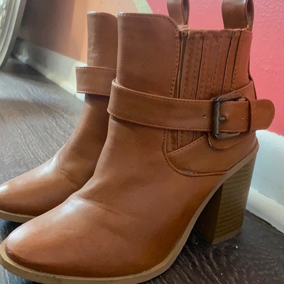 Shoes - Ankle Boots